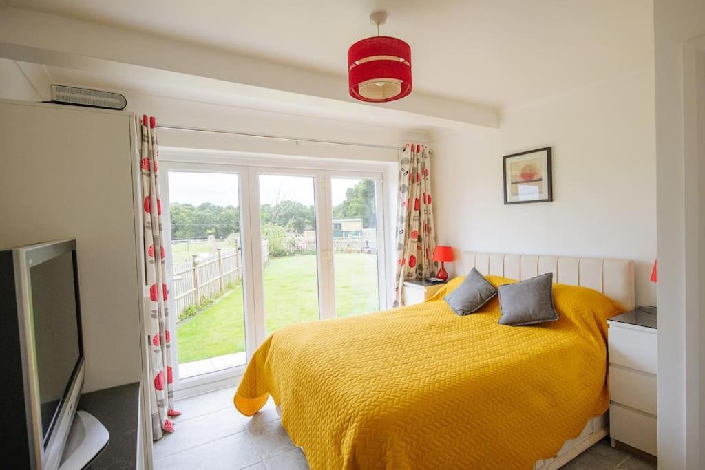 Blackberry Annex. Detached Cottage. Rural Location West Chiltington Exterior foto